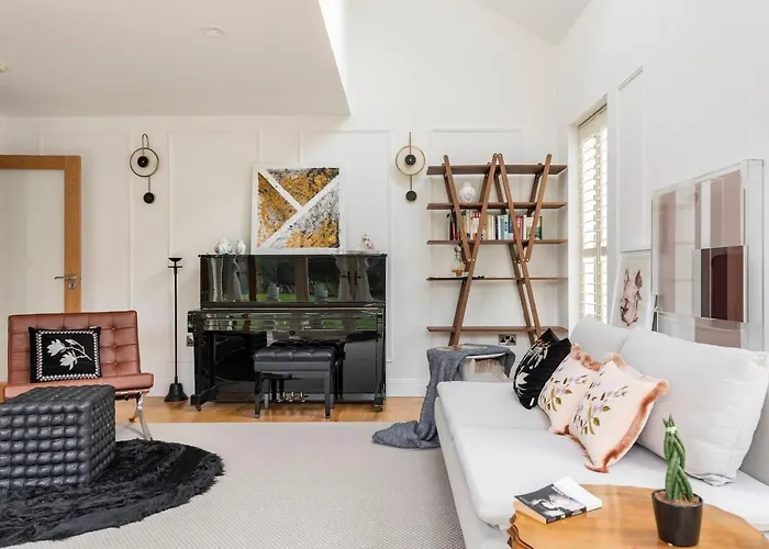 Homestay szállás King Bedroom En-suit Bathroom, Easy To Centre